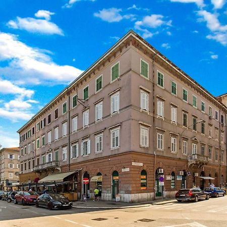 Apartment Mia Rijeka Exterior photo